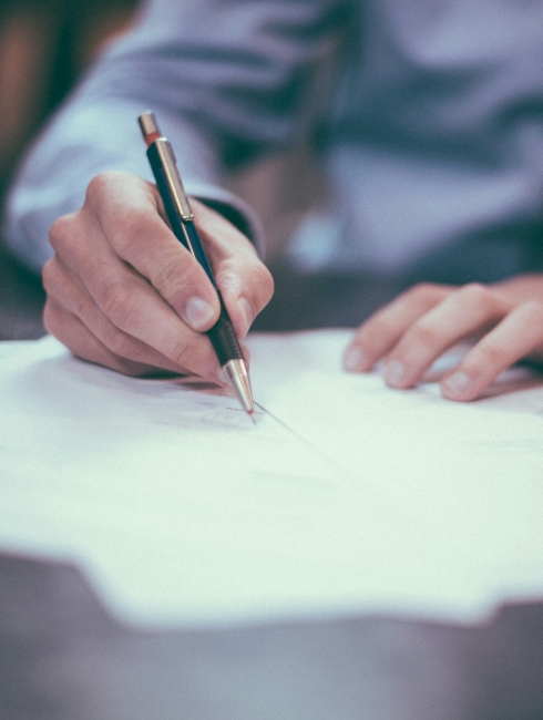 Maitre Robert avocat Contrat